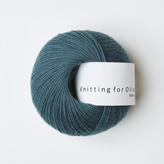 Knitting for Merino Petroleumsgrøn – Garn Galore